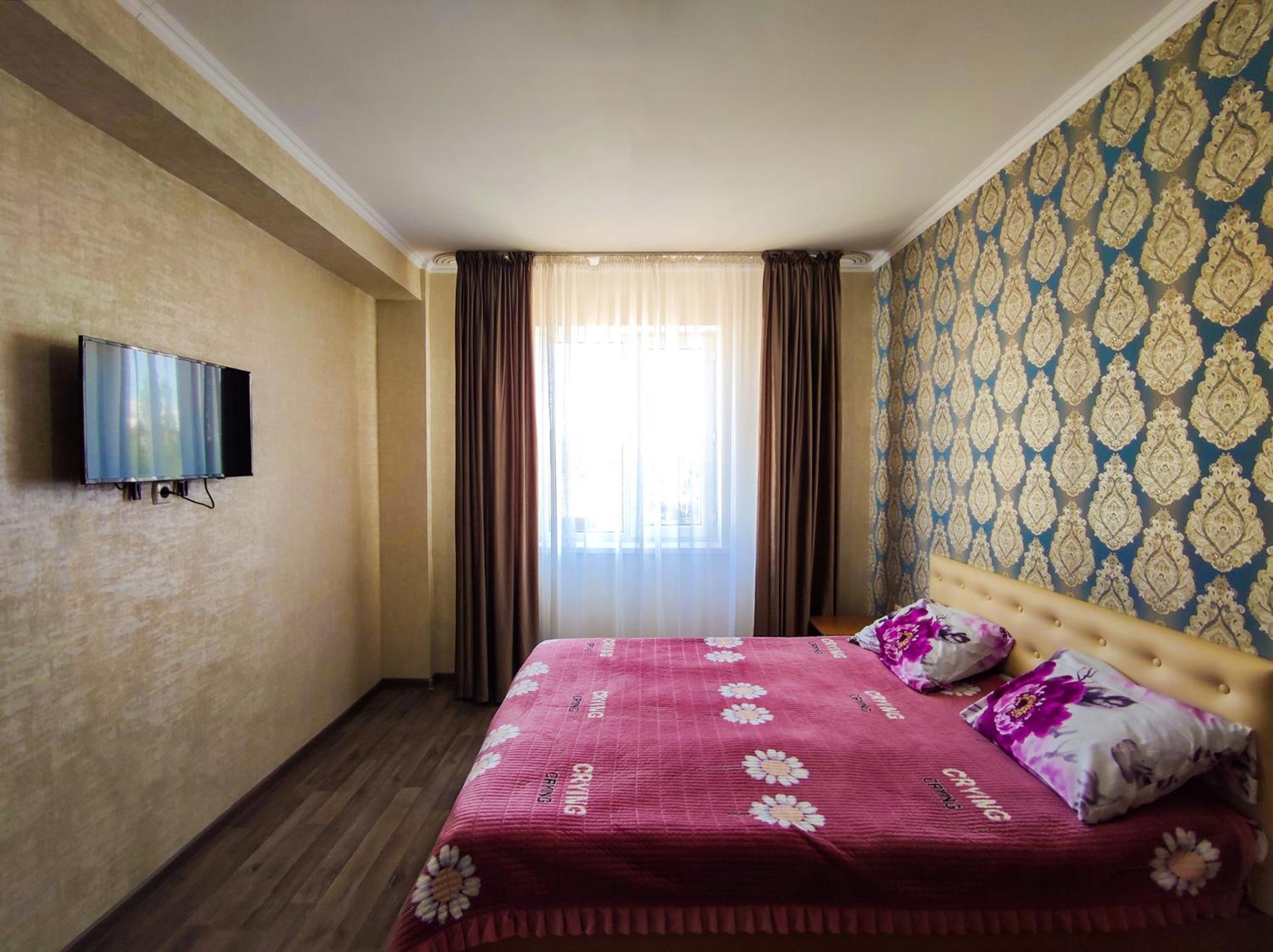 Hotel Адилет Czołponata Zewnętrze zdjęcie