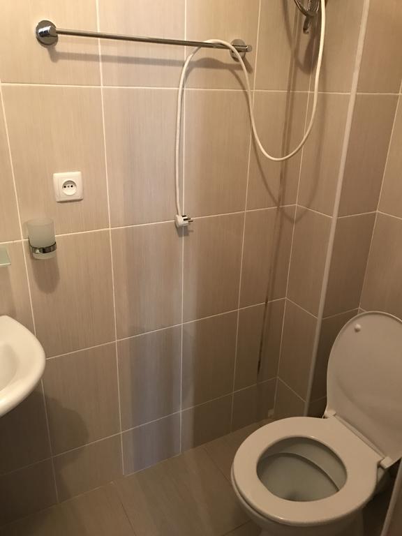 Hotel Адилет Czołponata Zewnętrze zdjęcie