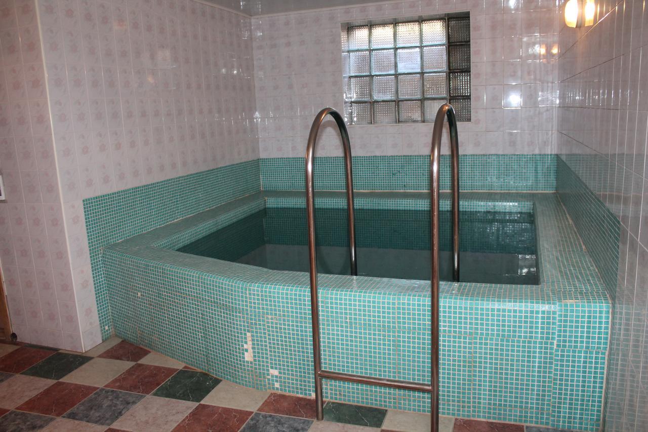 Hotel Адилет Czołponata Zewnętrze zdjęcie